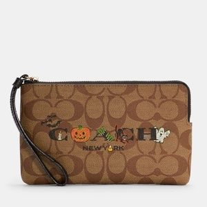 NWT! 🎃👻 Coach Large Corner Zip Wristlet In Signature Canvas With Halloween